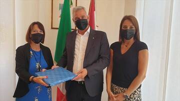 RIVA DEL GARDA FORDERT DIE REGION AUF, SICH FÜR DIE STÄRKUNG DER EUROPAREGION EINZUSETZEN