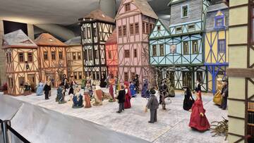 EINWEIHUNG DER MONUMENTALKRIPPE IM AMTSGEBÄUDE DER REGION