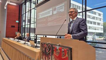 DAS ZENTRUM FÜR WIEDERGUTMACHUNGSJUSTIZ FÜR TRENTINO-SÜDTIROL NIMMT OFFIZIELL SEINE TÄTIGKEIT AUF: BEREITS ÜBER 200 EINGEGANGENE ANTRÄGE UND 70 ABGESCHLOSSENE MEDIATIONSVERFAHREN