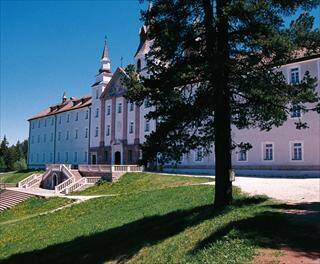 Santuari e pellegrinaggi dei ladini e delle genti mochene e cimbre