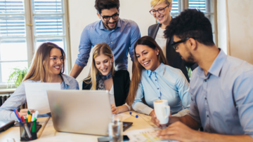 ENTWURF EINER VEREINBARUNG ZWISCHEN REGION UND EURAC GENEHMIGT