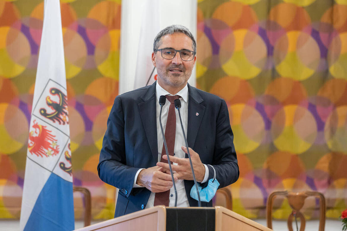 Arno-Kompatscher_reference.jpg regione