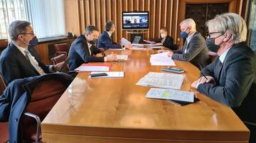 UKRAINE: DIE REGION WIRD IHREN BEITRAG LEISTEN, UM DEN KRIEGSFLÜCHTLINGEN ZU HELFEN