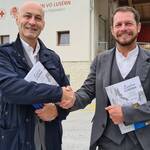 Bild: Il sindaco di Luserna con l'assessore Manfred Vallazza