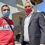 Bild: Il sindaco dimissionario Manuel Ferrari insieme all'assessore regionale Lorenzo Ossanna