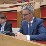 Bild: Kompatscher in commissione0