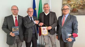 EIN BUCH ÜBER DIE BÜRGERMEISTER, DIE DIE TRENTINER AUTONOMIE GEPRÄGT HABEN