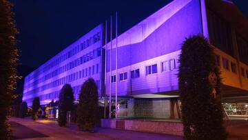 FIBROMYALGIE: DIE REGION LEUCHTET IN VIOLETT