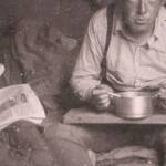 Bild: VITA QUOTIDIANA DEGLI UFFICIALI AUSTRIACI IN UNA BARACCA AL PORDOI NEL 1916